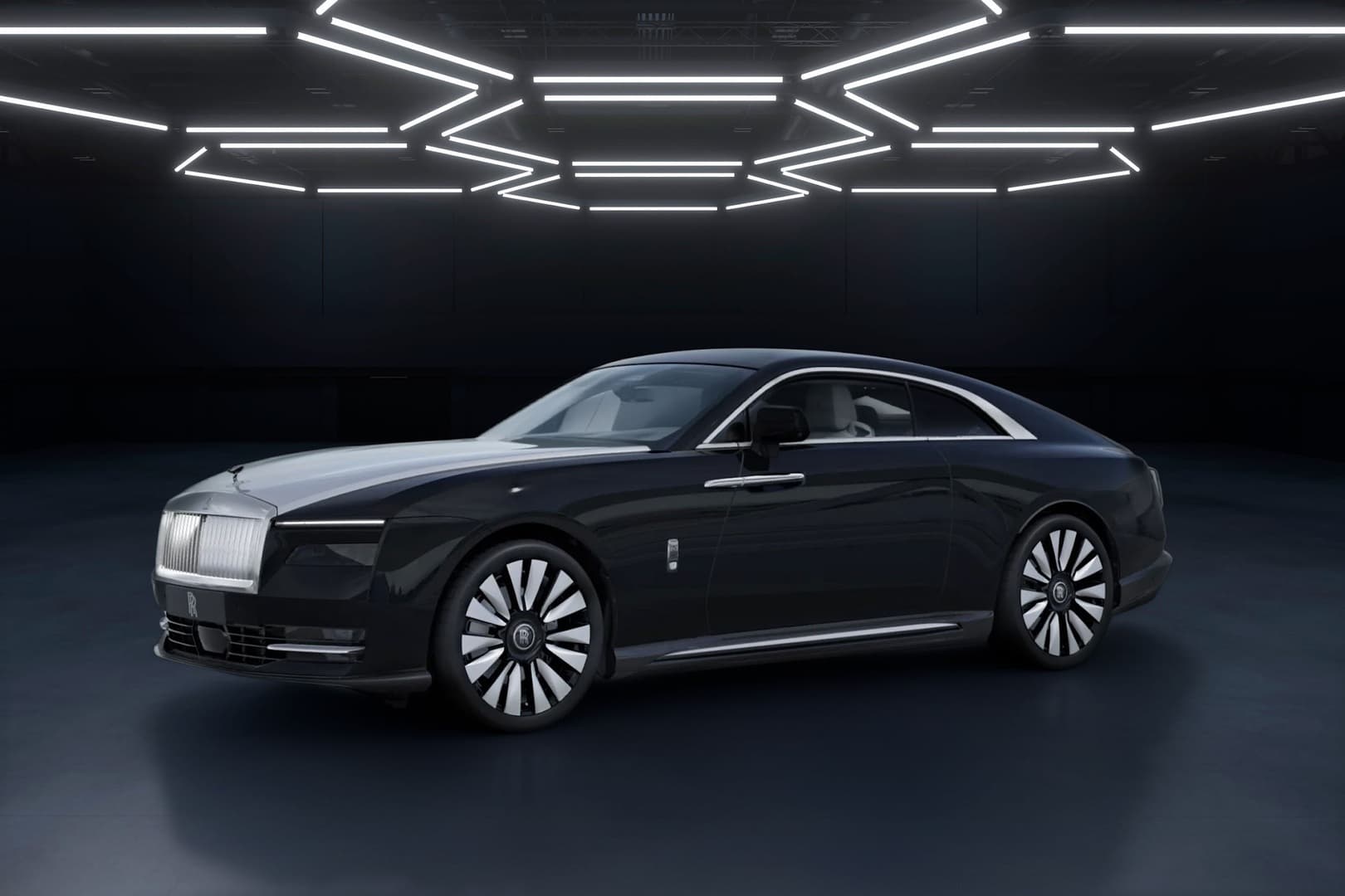 ROLLS-ROYCE SPECTRE